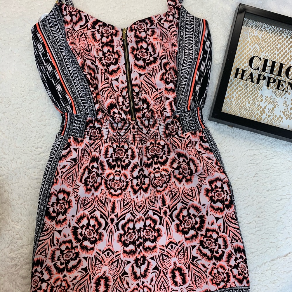 💫Bebe Half Zip Romper💫